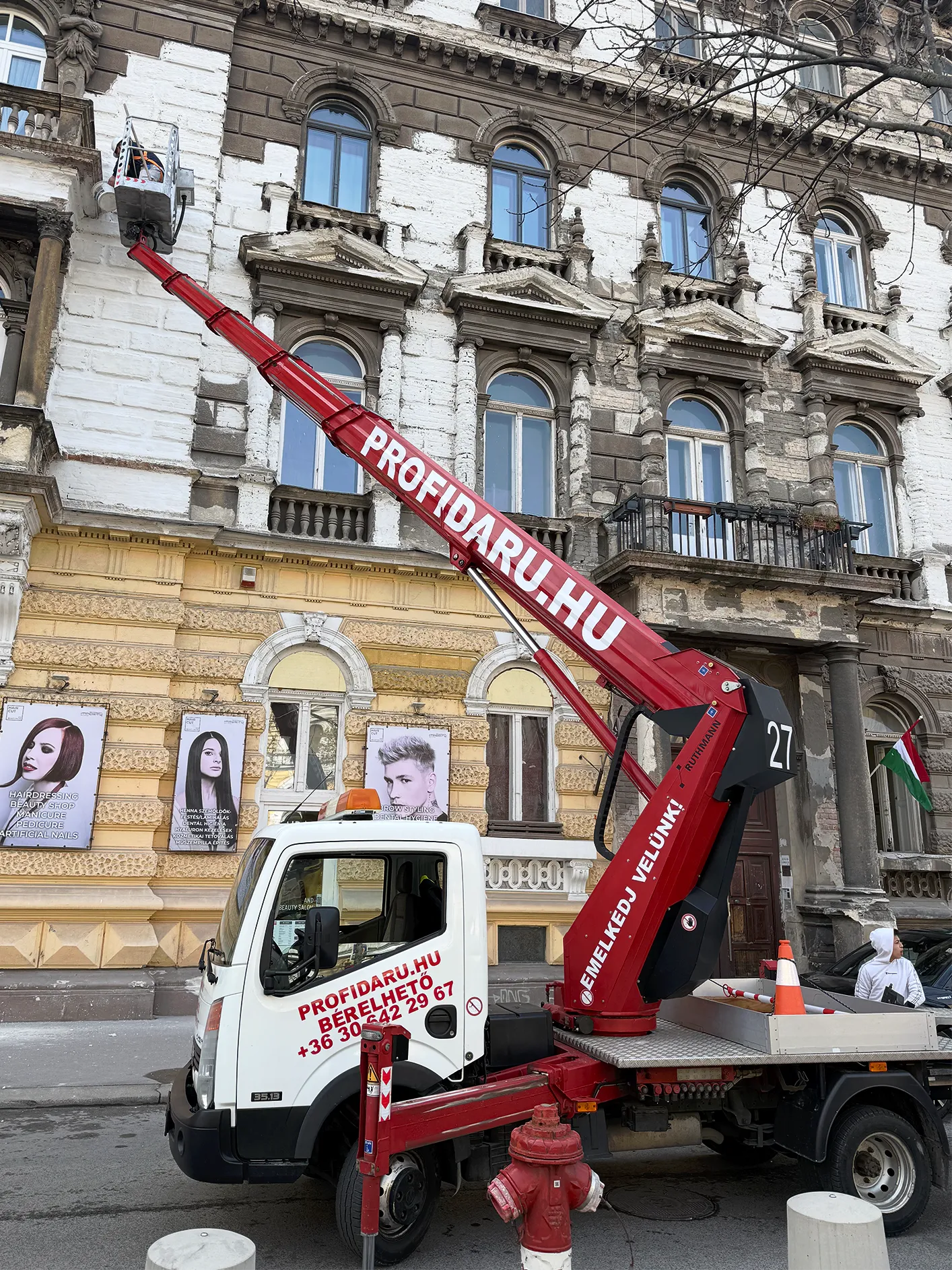 Kosaras emelő bérlés